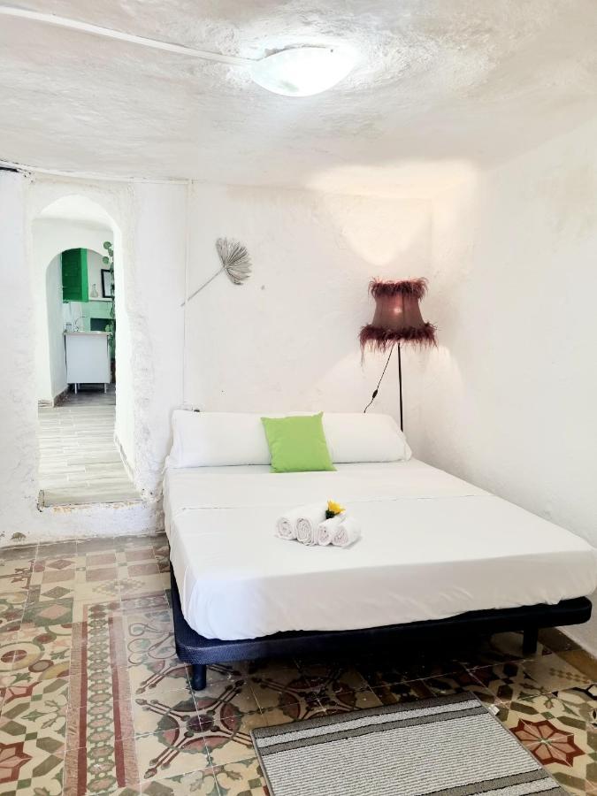 La Cueva Apartaments Valencia Патерна Экстерьер фото